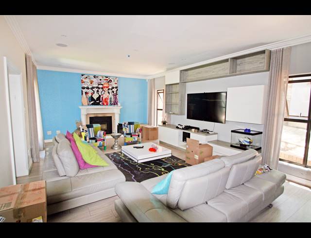 4 BEDROOM HOUSE FOR SALE IN WOODMEAD